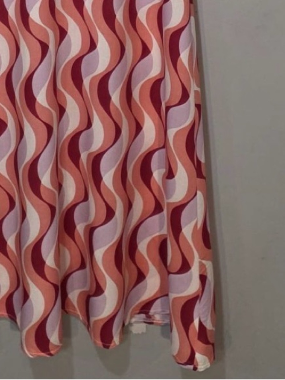 Anthropologie Nobody’s Child Alexa Red + Pink Wavy Button-Front Midi Dress - Picture 8 of 11